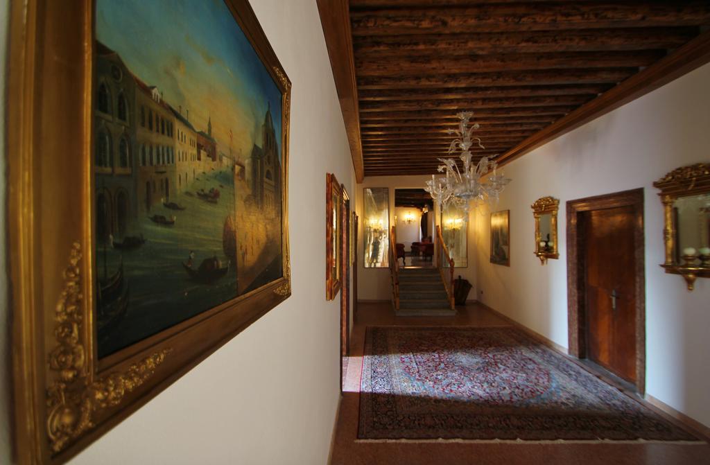 Palazzo Della Torre Apartment Венеция Екстериор снимка